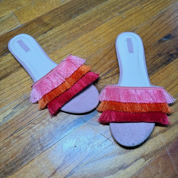 Forever21 Fringe Slip On Sandals - Size 6.5 - Picture 4 of 5